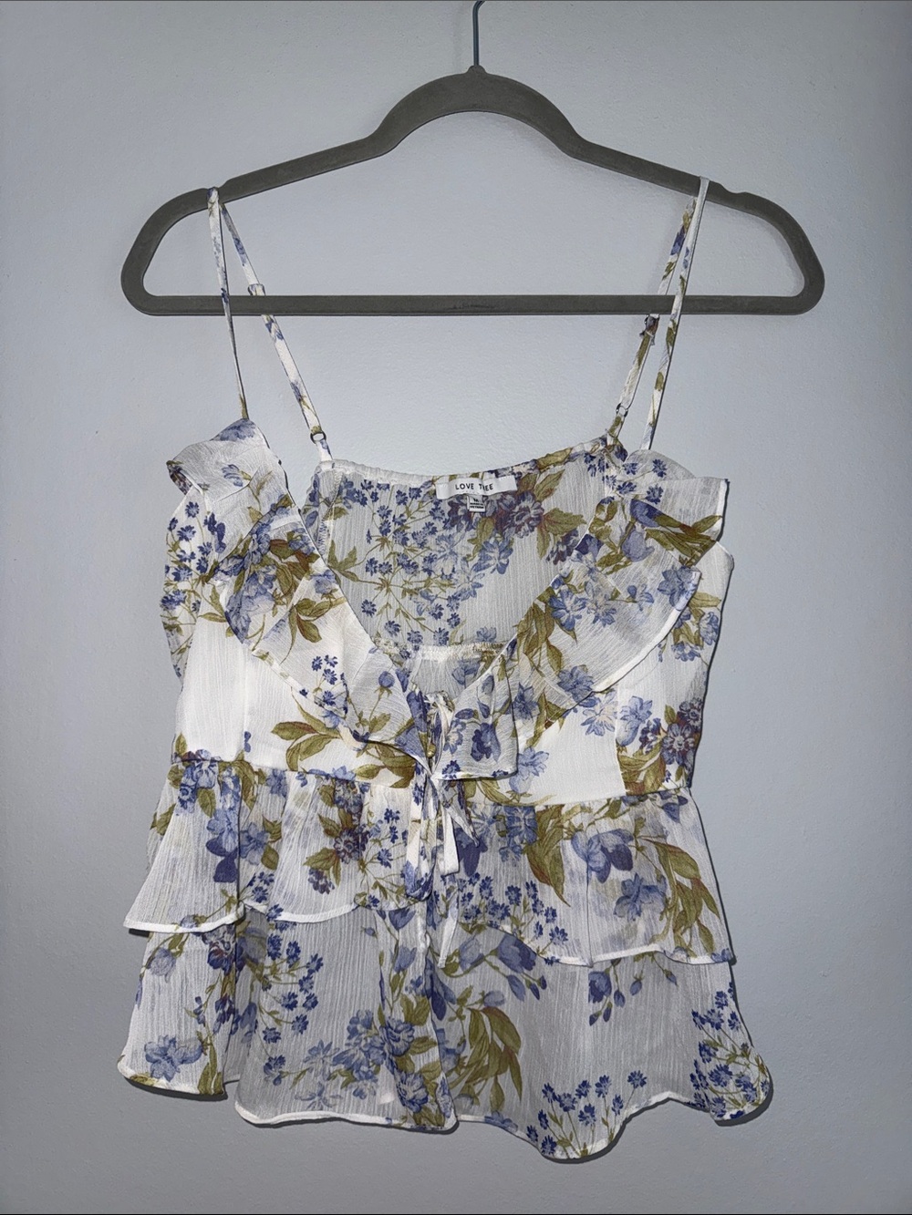 Love Tree White Floral Ruffle Tie-Front Blouse